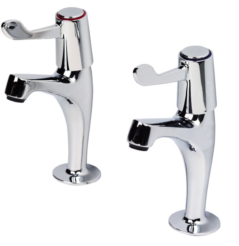 HampC Lever Commercial Pillar Taps Pack