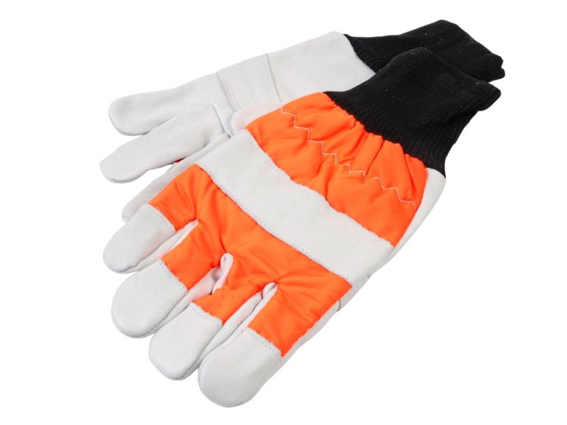 B&Q Chainsaw Protective Gloves CH015.