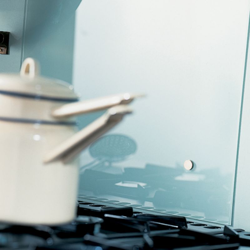 IT Kitchens Splashback Glass Black H750 x W600mm