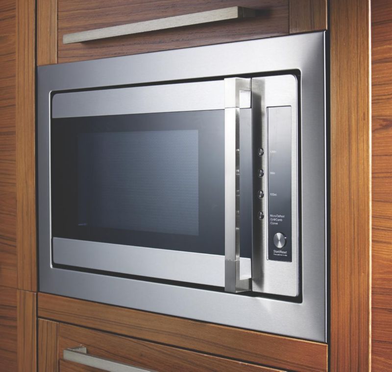 Built In Deluxe Microwave Grill and Convection Oven 900W
