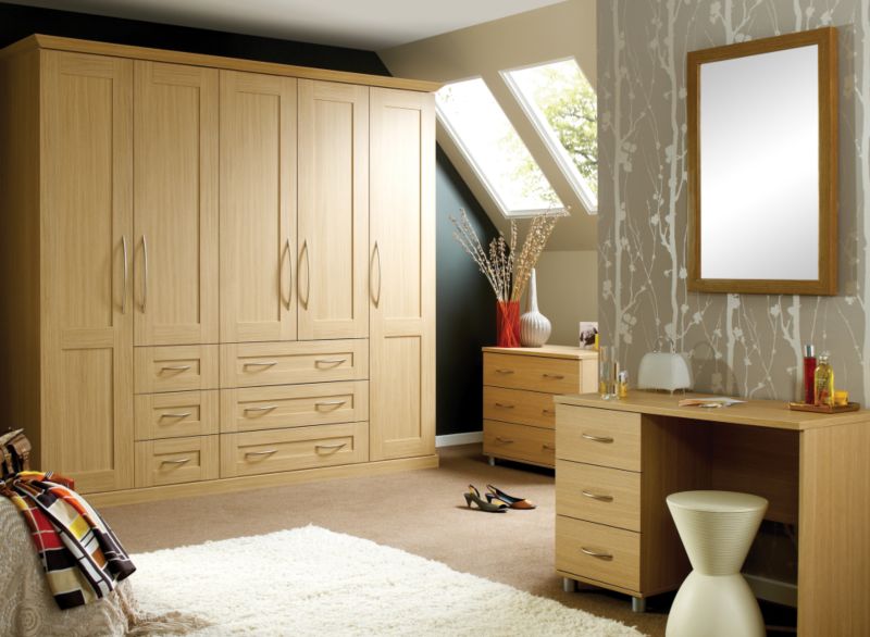 Alternative image for Cooke & Lewis Shaker Bridging Cabinet Door Maple Style