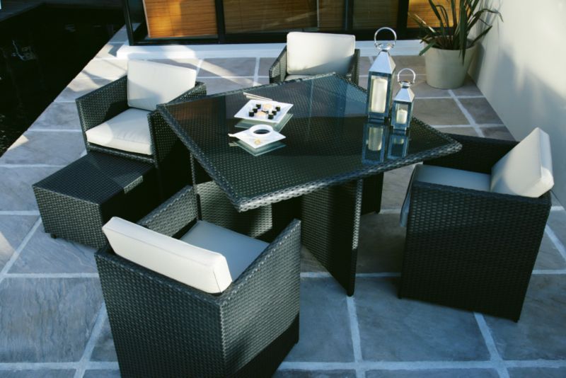 Java Dining Set