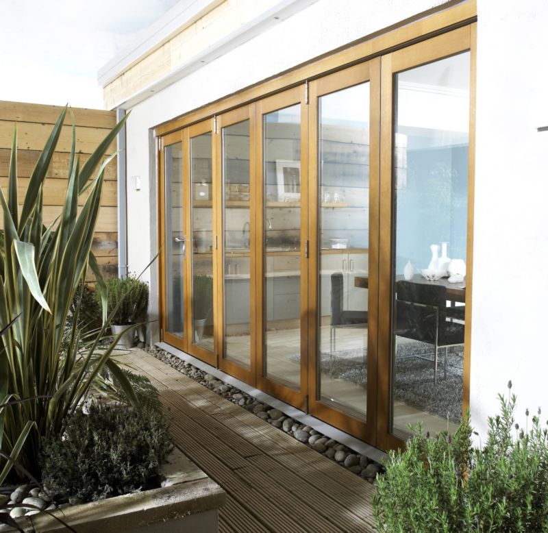 Save on this B&Q Folding Sliding Patio Doorset Oak 240.5cm (W)