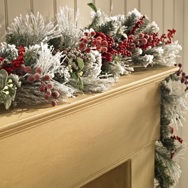 183Cm 6Ft Snow Effect With Cones amp Berries Garland