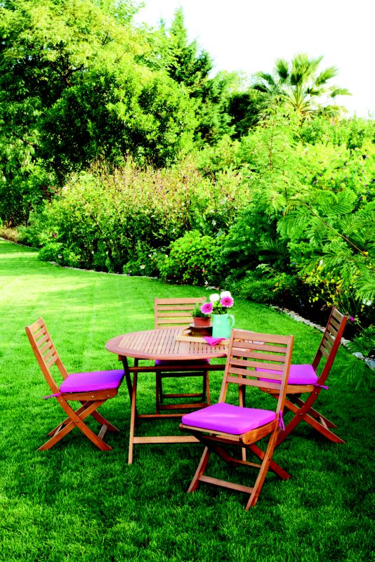 Blooma Aland 4 Seat Dining Set with Pink Cushions