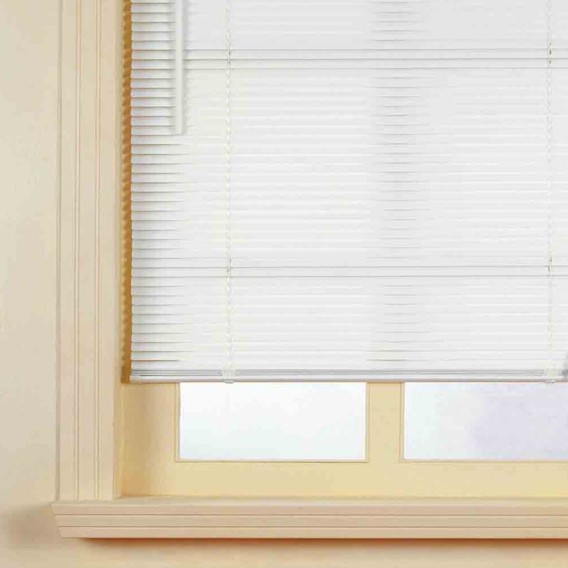 Colours Concordi PVC White Venetian Blind (90x180cm)