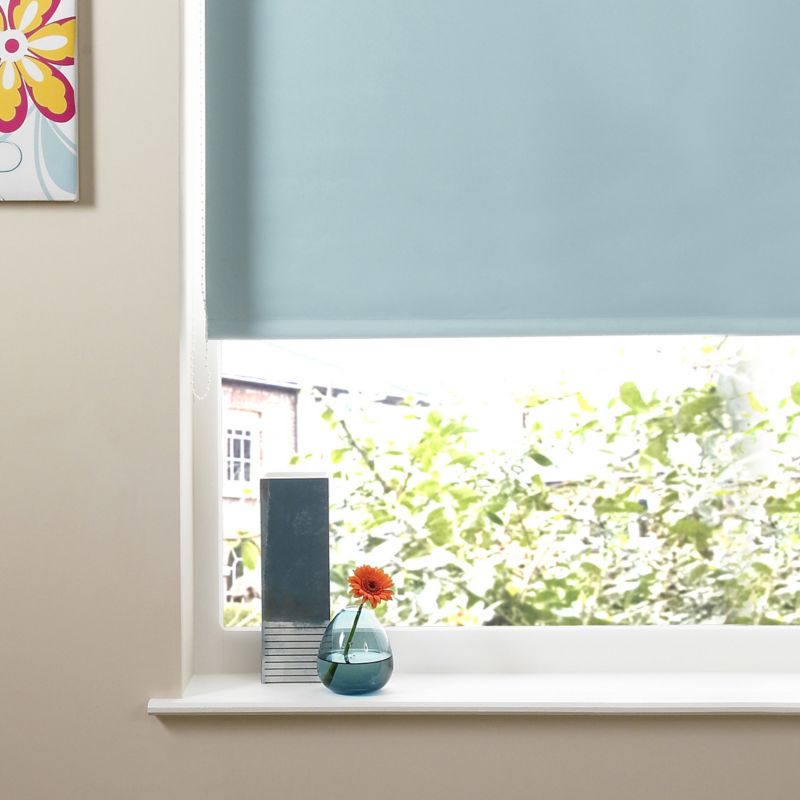 Colours by B&Q Kona Black Out Plain Roller Blind Oural (90x160cm)