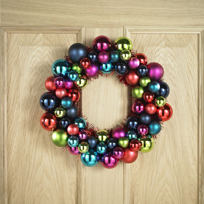 Assorted Mixed Bauble Large Wreath