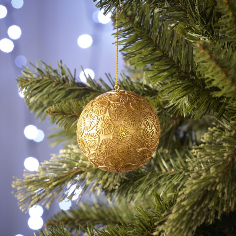 80mm Gold Effect Pattern Bauble