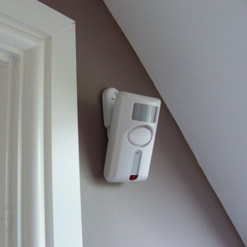 Response Single Room Alarm With Remote ML6 White