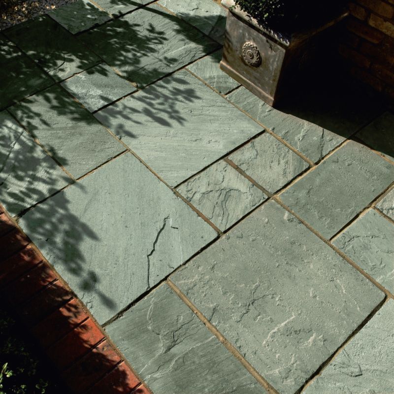 Bradstone Natural Sandstone Patio Feature Kit Autumn Green 10msup2