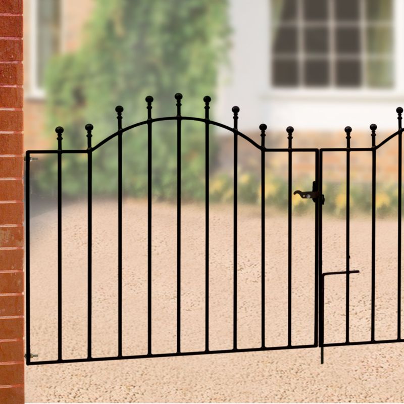 Burbage Ironcraft Ball Top Domed Low Double Gate Black Primer H104m Opening Size W239 244m