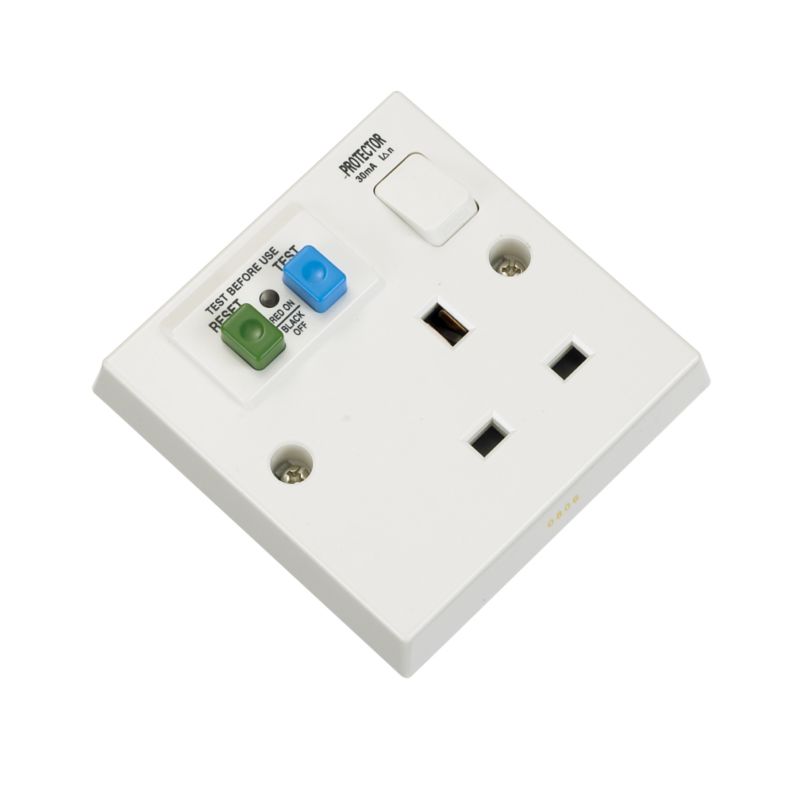 Volex 1 Gang RCD Switched Socket