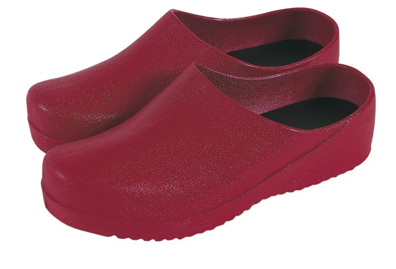 Town and Country Cloggies Size 4 Red