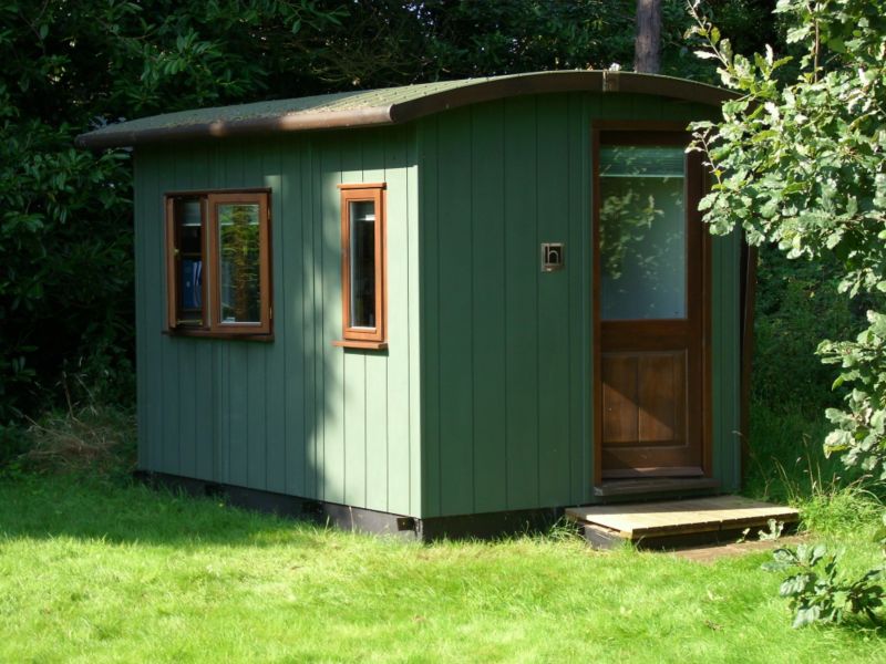 Save on this Henley Offices Compact Maxi Office