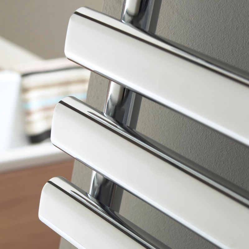 Alternative image for Contemporary Ovali 1 Heater Chrome Effect (H)1200 x (W)500 x (D)115mm