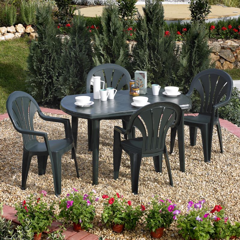 BandQ Warwick Dining Set - Table and 4 Dining