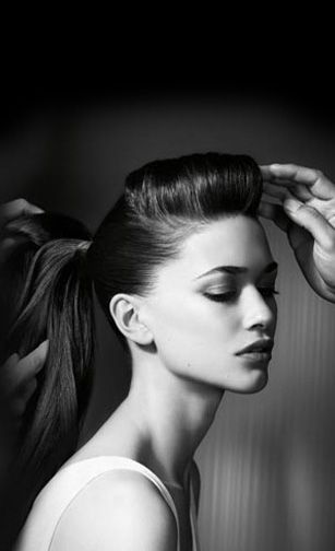 Tecni art look female brunette